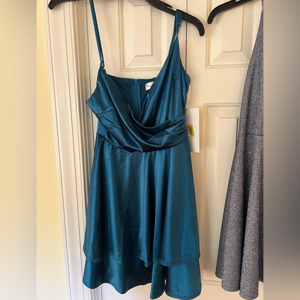 NWT Juniors Honey and Rosie Sz Small Party Dress